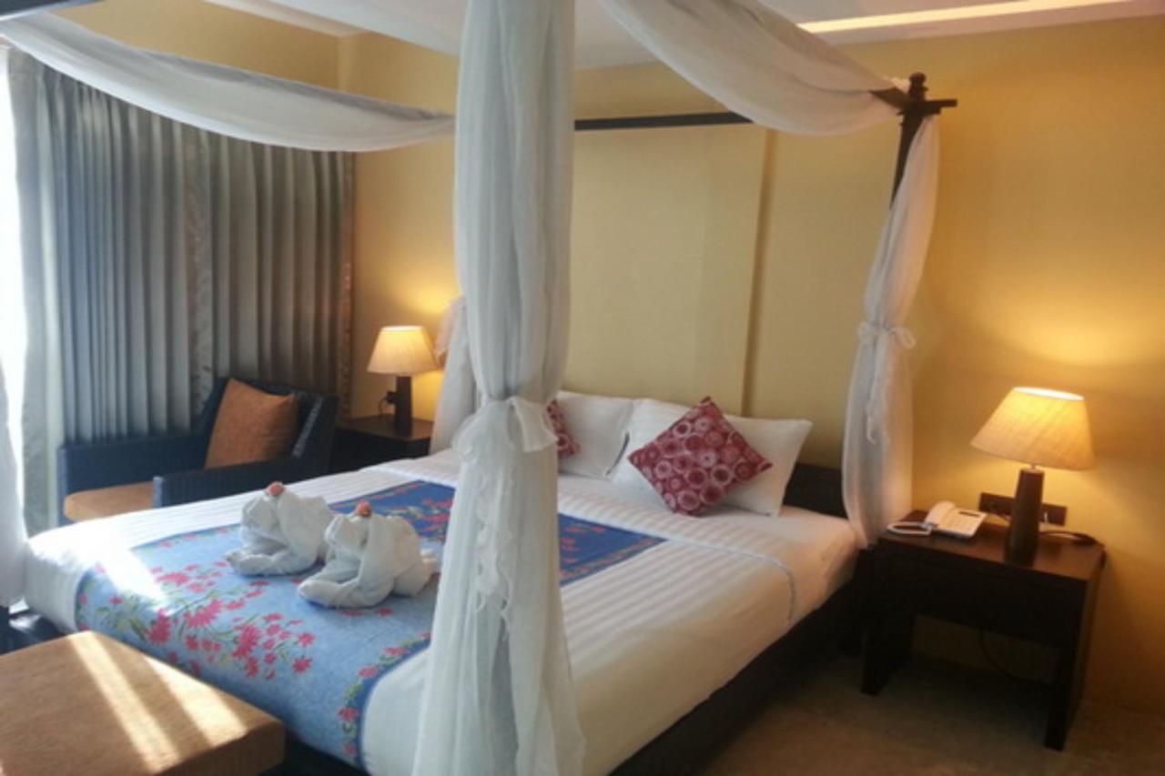 فندق بان فواند بوكيت Phuket المظهر الخارجي الصورة